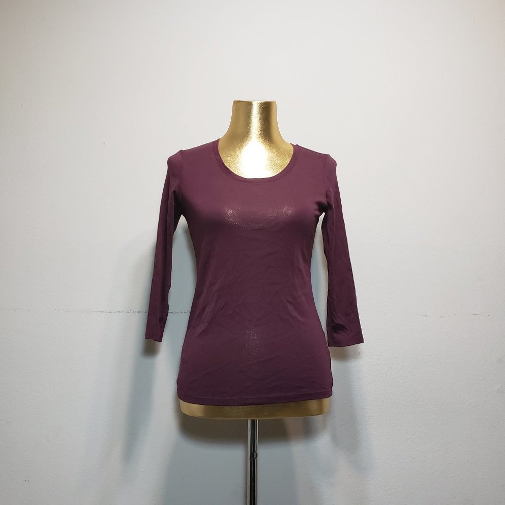 UNIQLO Violet 3/4 Sleeve Shirt